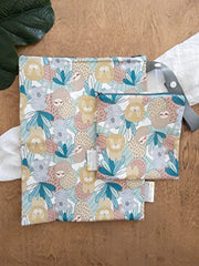 ITZY RITZY Sealed Wet Bag with Adjustable Handle – Wet Bag with Water Resistant Lining Ideal for Swimwear, Diapers, Gym Clothes & Toiletries; Measures 11” x 14”, Safari Squad, WBMH8443