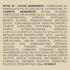 L'Oreal Paris Day Face Moisturizer Cream, Age Perfect Collagen Expert, with Collagen Peptides + Niacinamides, For Mature Skin, Suitable for Sensitive Skin Skincare, 70 ml