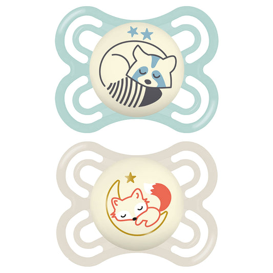 MAM Perfect Night Pacifiers (2 Pacifiers & Sterilizing Box), MAM Soother with a Soft Silicone Nipple, Glow in the Dark Pacifiers, Baby Essentials, Unisex, 0-6 Months